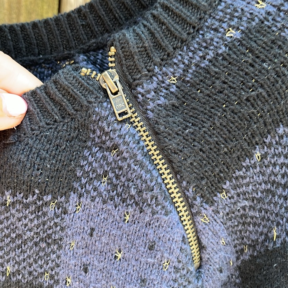 Banana Republic Factory size large dark blue Sweater - with zipper accent - Picture 5 of 8